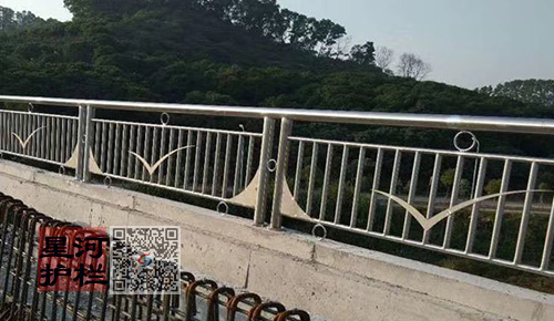 不銹鋼橋梁護欄